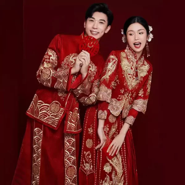 An Asian couple, elegantly dressed in Miraclands Chinese wedding clothes, captivates the scene in their traditional Chinese wedding dress. The red Chinese wedding dress they wear is beautifully embroidered with exquisite dragon and phoenix patterns, symbolizing nobility and auspiciousness. This Miraclands Chinese wedding dress not only highlights the rich cultural heritage but also embodies the essence of a truly traditional Chinese wedding gown. Perfect for a themed wedding dress, these Chinese wedding dresses reflect a harmonious blend of tradition and modernity, making them ideal for those wondering, "what is my wedding dress style?" Whether you're a modern bride seeking something unique or looking for inspiration from dresses from China, this ensemble offers timeless elegance. This attire, available at select Chinese clothing stores, complements both western wedding dresses and American wedding dresses for a multicultural celebration. It’s an ideal choice for Chinese wedding guest dresses or as a Chinese tea ceremony dress. Whether you're attending a wedding in the UK and need Asian bridal dresses UK or planning for cruise wedding dresses, the intricate details of these Chinese bridal dresses ensure that the couple's appearance is both regal and unforgettable. For brides and grooms looking for an exceptional China dress or traditional gown, these Miraclands wedding outfits serve as the perfect representation of cultural pride and elegance.